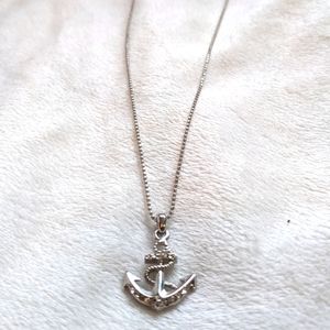 Anchor necklace